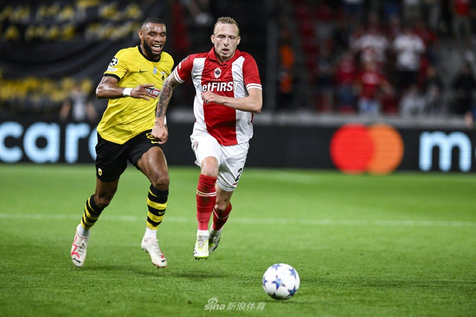 掠过场上的 掠过场上的