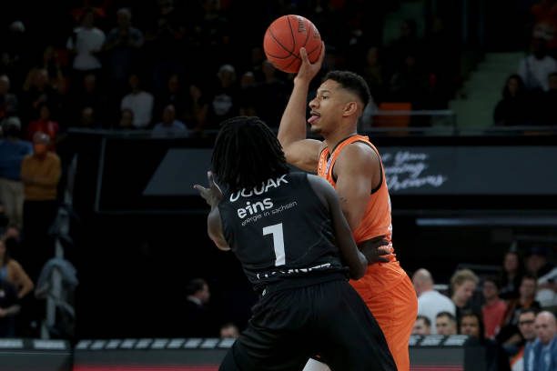 度在外线防 度在外线防